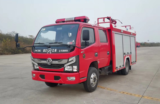 國六東風(fēng)小型水罐消防車2.5噸